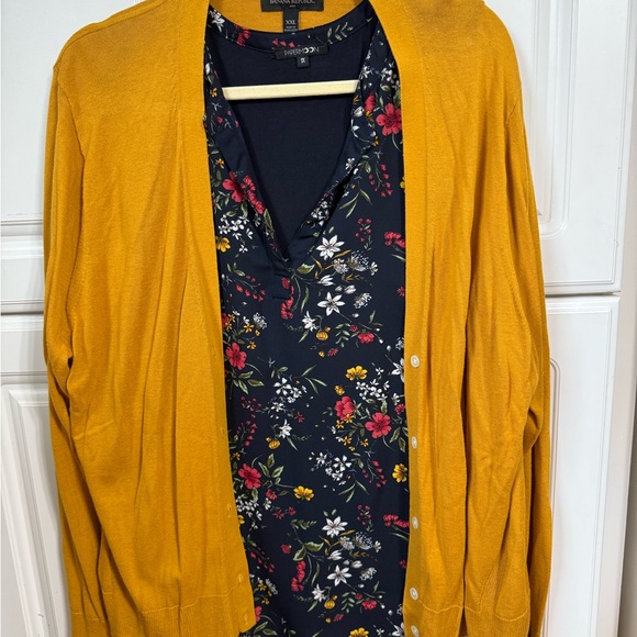 Papermoon Navy Floral Sleeveless Top with matching JCREW Sweater - Picture 1 of 6